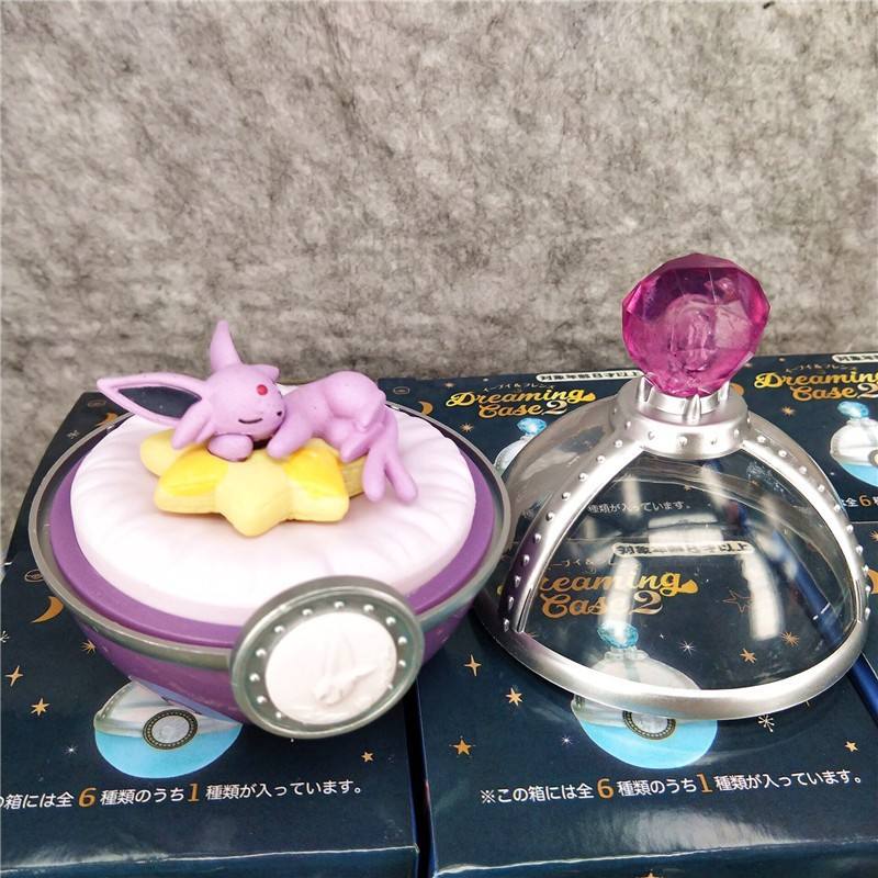 Sleeping Eevee Evolutions with Dream Case