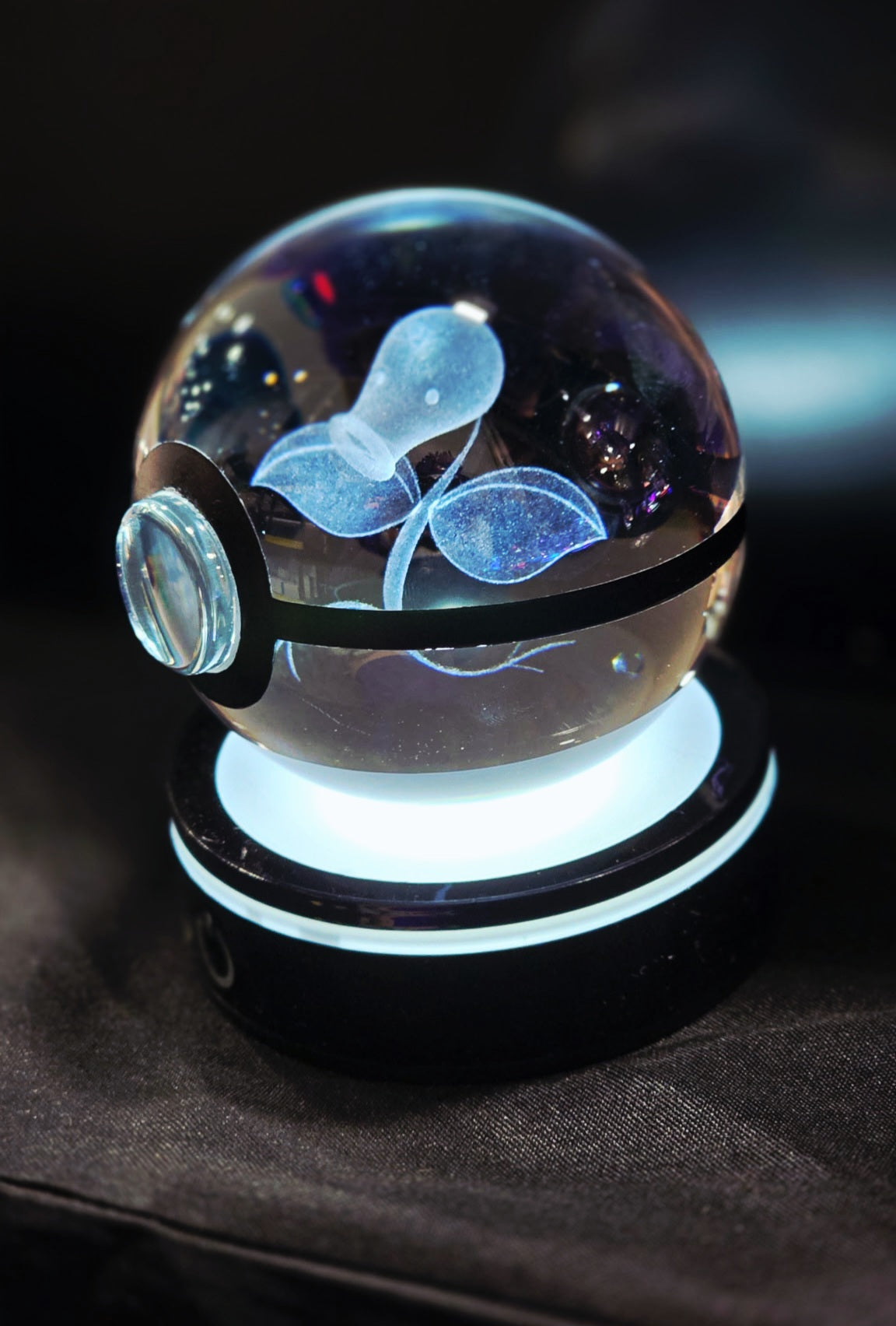 Crystal Pokeball Light