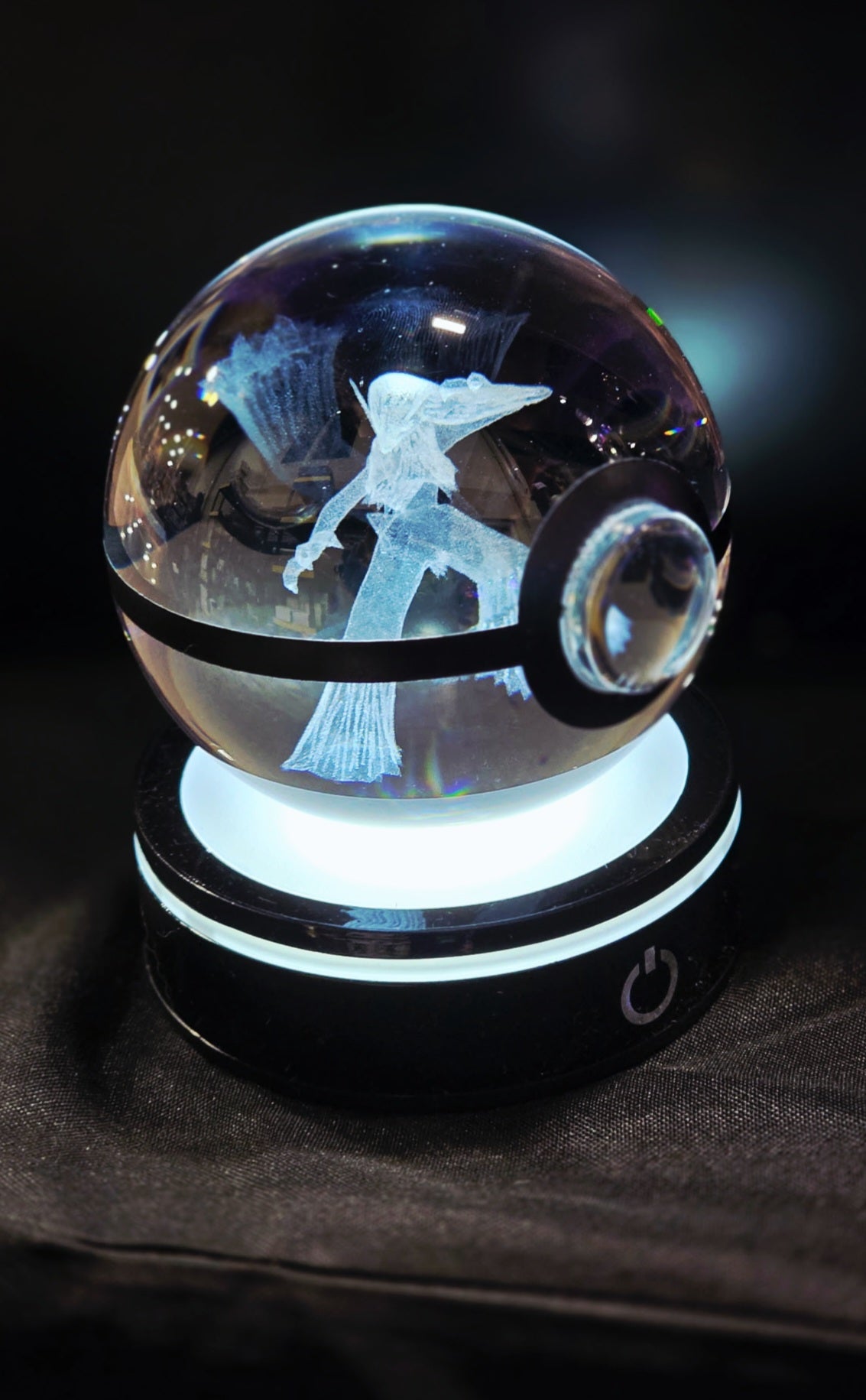 Crystal Pokeball Light