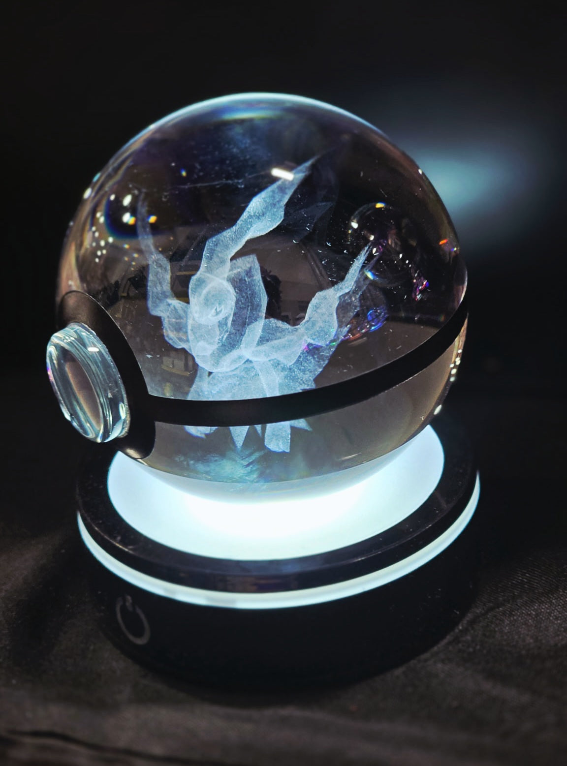 Crystal Pokeball Light