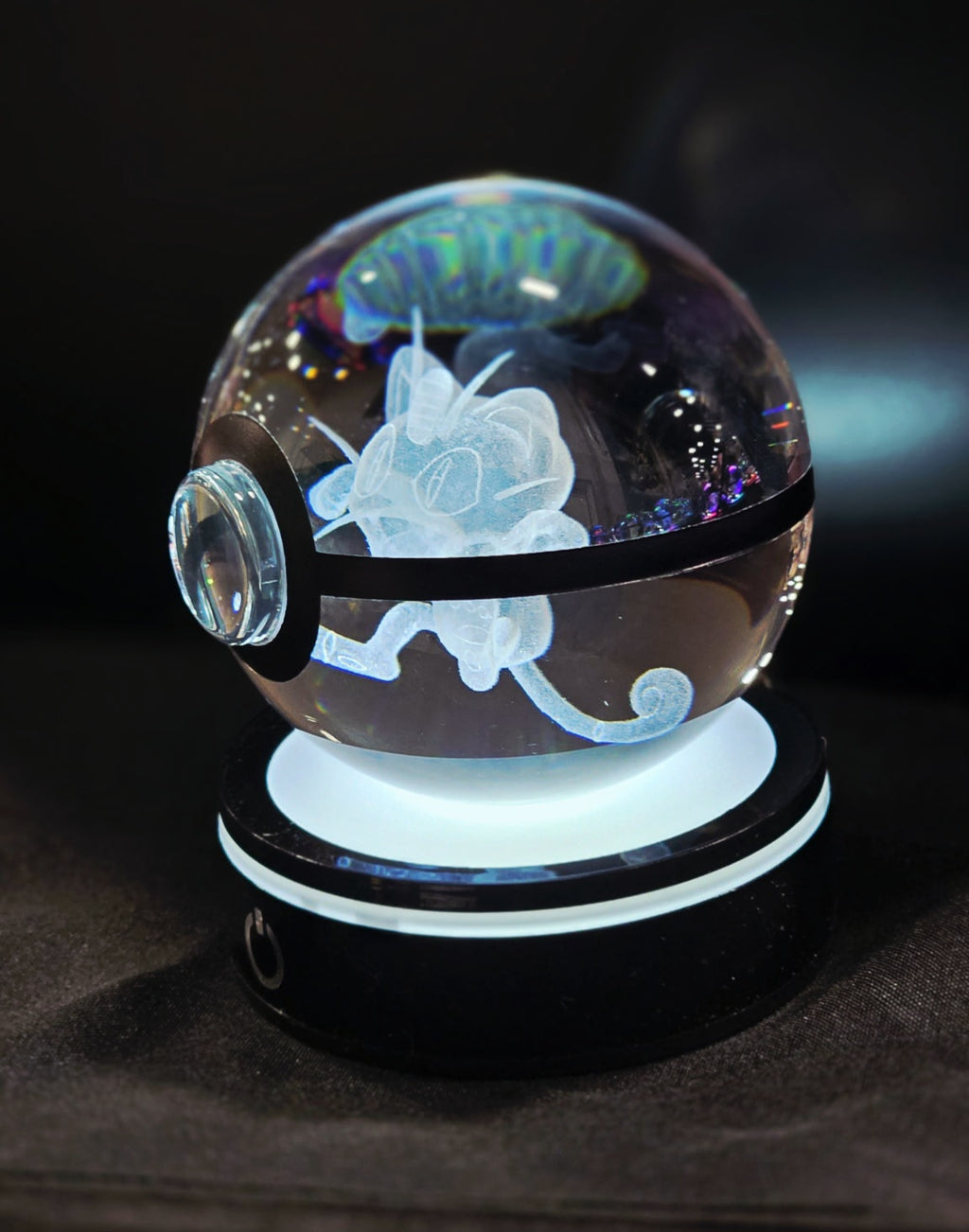 Crystal Pokeball Light